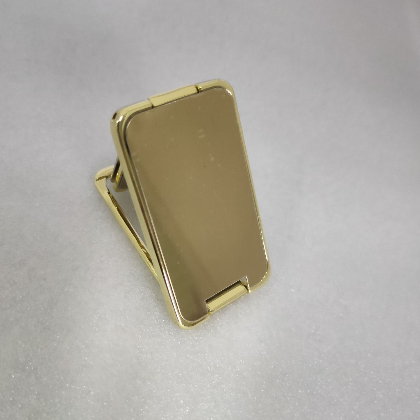 "Multi-Functional Foldable Mobile Phone Holder with Magnetic Car Bracket & Retractable Stand – Perfect for Office & On-the-Go!"