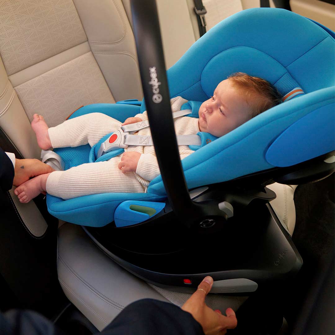 CYBEX Cloud G i-Size Plus Car Seat - Lava Grey