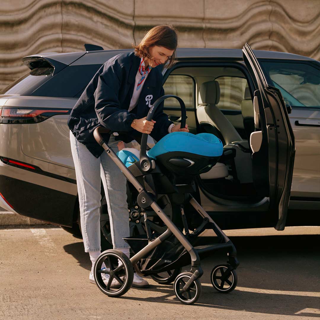 CYBEX Cloud G i-Size Plus Car Seat - Lava Grey