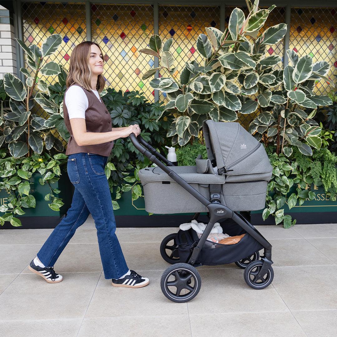 Joie Finiti Flex & Ramble XL Bundle